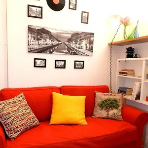 Youhosty - Mercato Dx 16 Apartamento